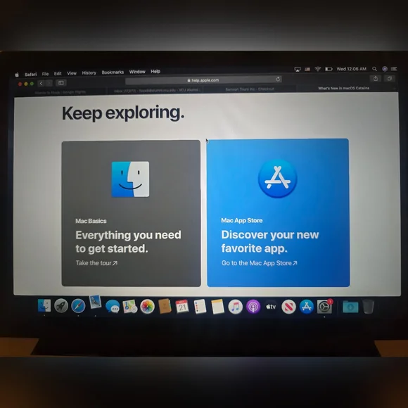 Apple MacBook Pro 13-inch, a portable and powerful laptop. - Picture 2 of 6